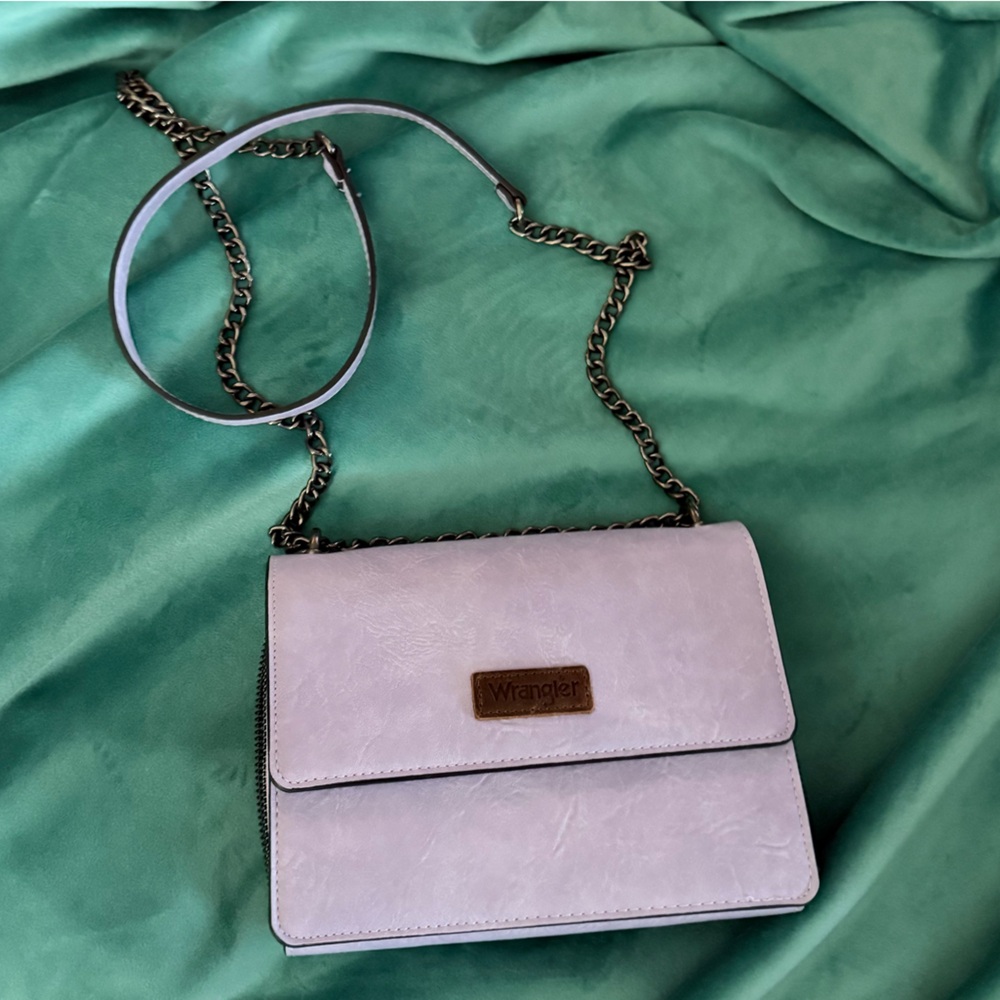 Elegant Lavender Wrangler Chain Strap Bag